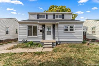 658 6th Street, Wyandotte, MI 48192