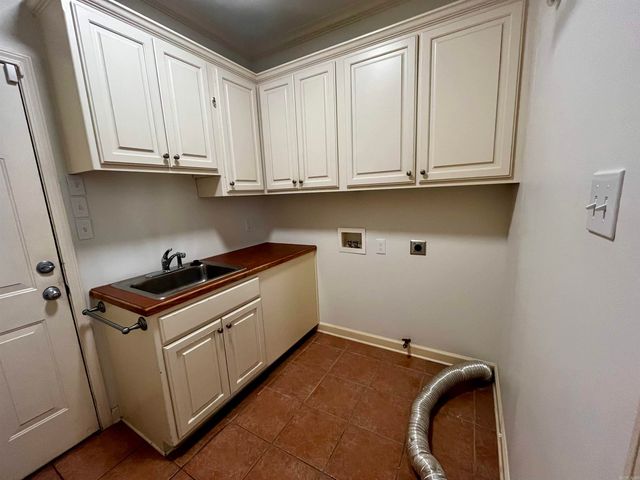 2104 Huntleigh, Little Rock, AR 72212