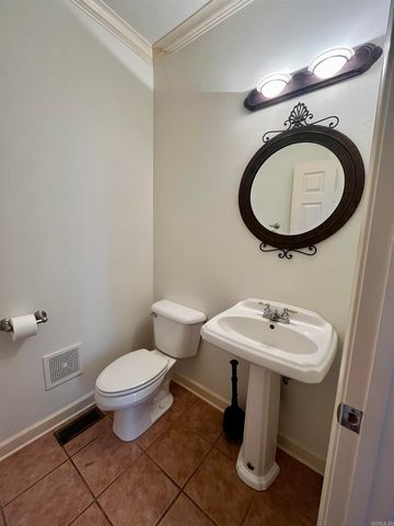 2104 Huntleigh, Little Rock, AR 72212