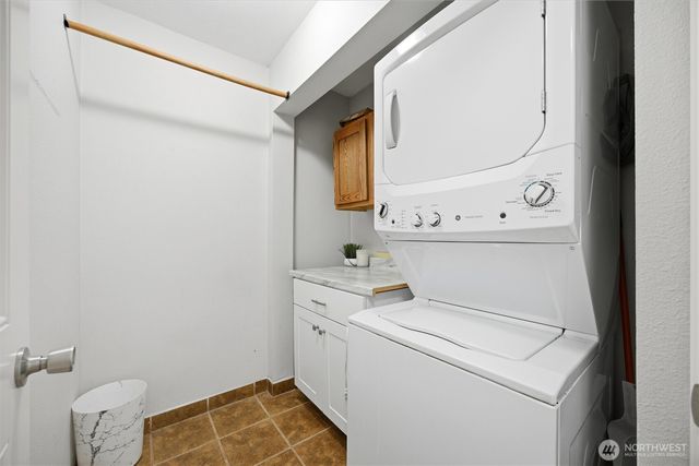 2017 S Washington Street, Kennewick, WA 99337