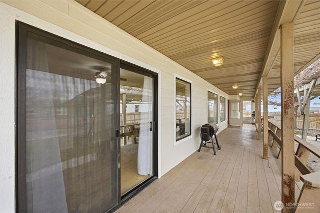 2017 S Washington Street, Kennewick, WA 99337