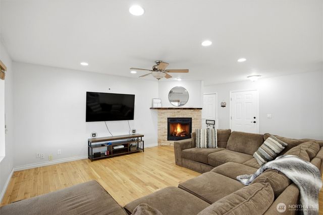 2017 S Washington Street, Kennewick, WA 99337