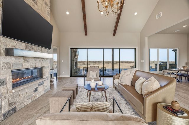 625 Dickens Drive, Aledo, TX 76008