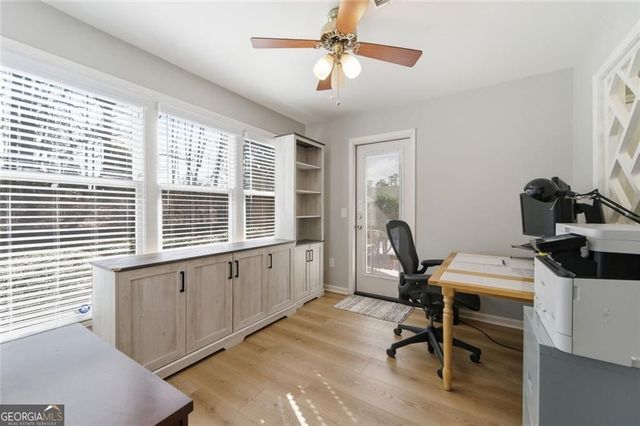 909 Hollyfax Circle NE, Atlanta, GA 30328