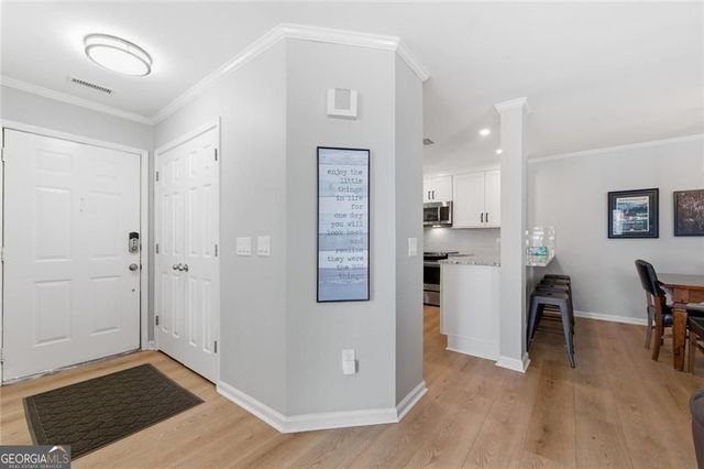 909 Hollyfax Circle NE, Atlanta, GA 30328