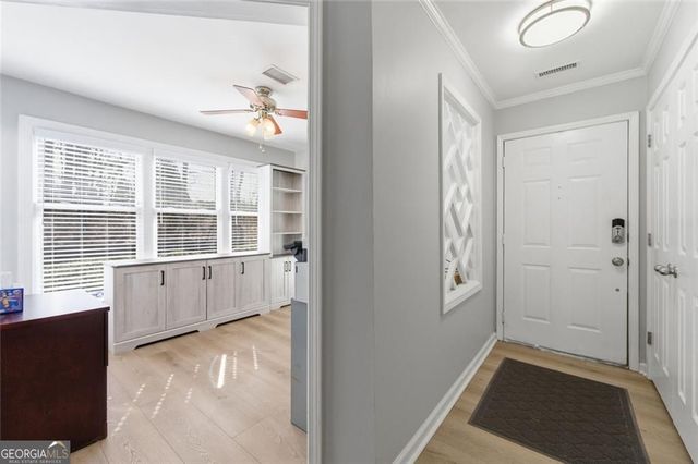 909 Hollyfax Circle NE, Atlanta, GA 30328