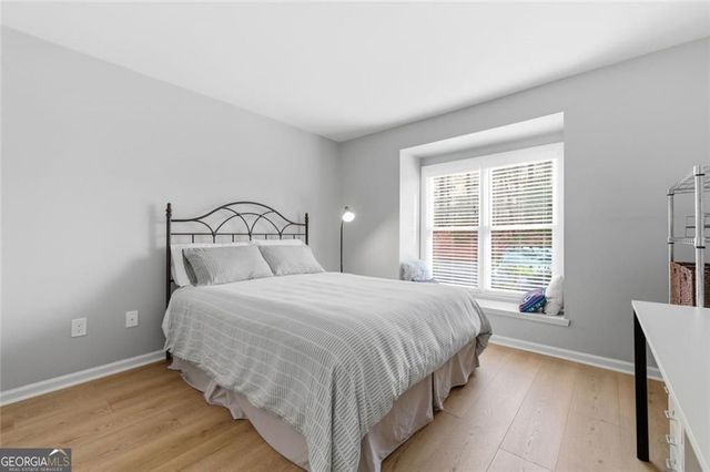 909 Hollyfax Circle NE, Atlanta, GA 30328