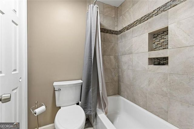 909 Hollyfax Circle NE, Atlanta, GA 30328