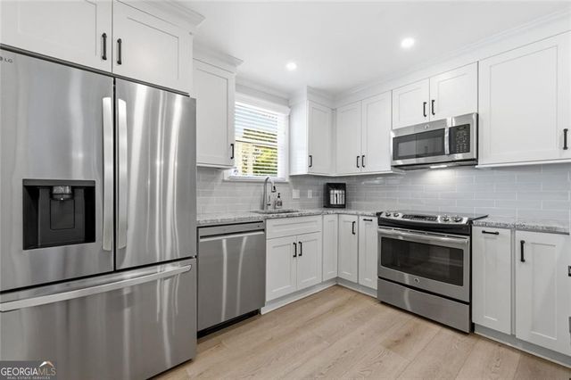 909 Hollyfax Circle NE, Atlanta, GA 30328