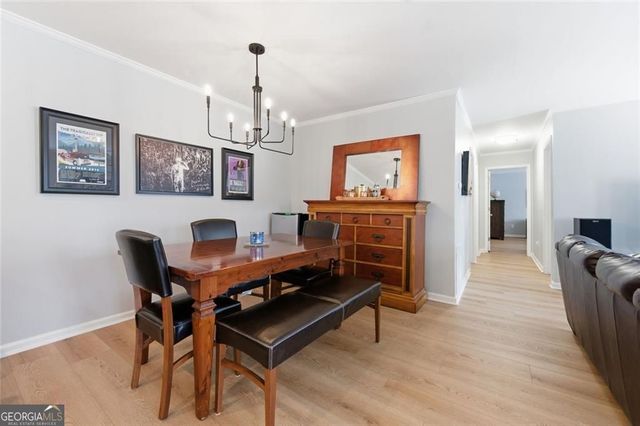 909 Hollyfax Circle NE, Atlanta, GA 30328