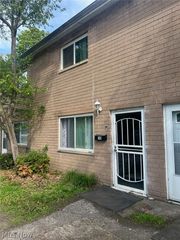 797 Babbitt Road 30, Euclid, OH 44123