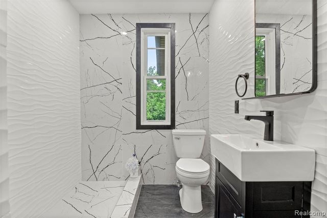 2283 Lamothe Street, Detroit, MI 48206