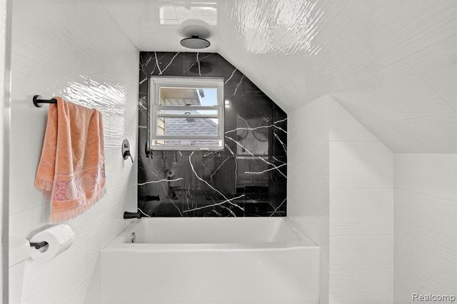 2283 Lamothe Street, Detroit, MI 48206