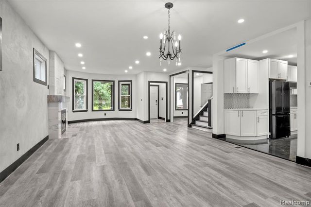 2283 Lamothe Street, Detroit, MI 48206