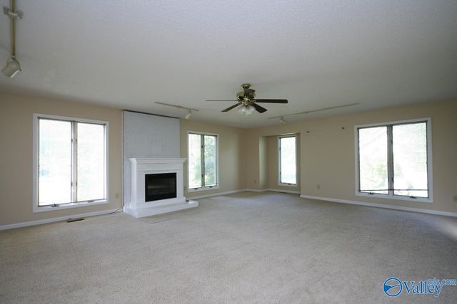 111 Heatherwood Drive, Madison, AL 35758
