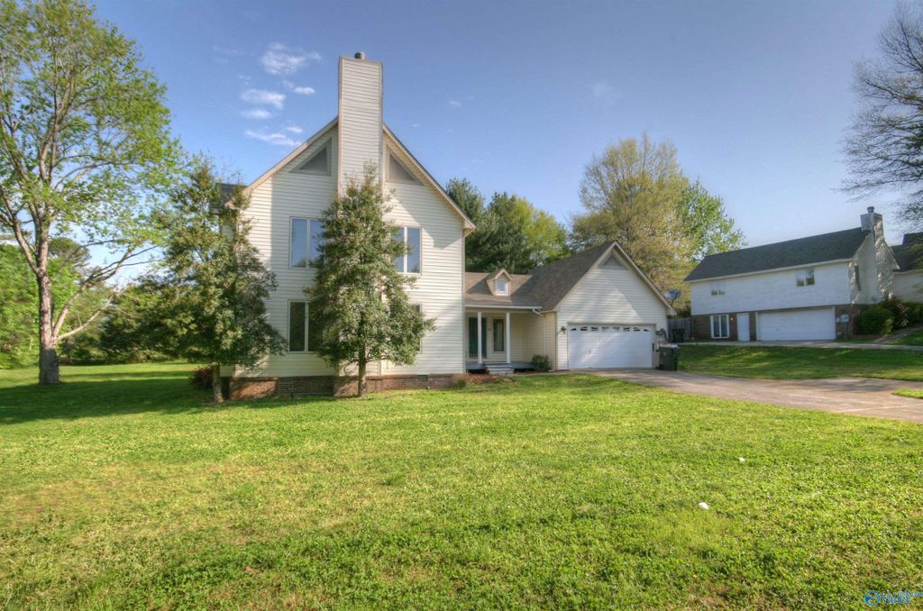 111 Heatherwood Drive, Madison, AL 35758