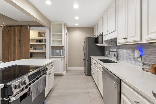 2705 Country Club Drive, Lynn Haven, FL 32444