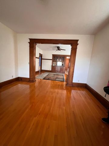 2804 N 4th Street, Minneapolis, MN 55411