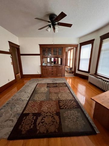 2804 N 4th Street, Minneapolis, MN 55411