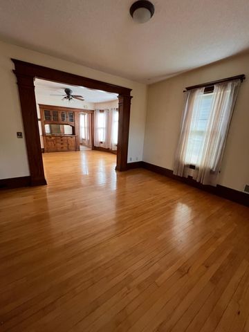 2804 N 4th Street, Minneapolis, MN 55411