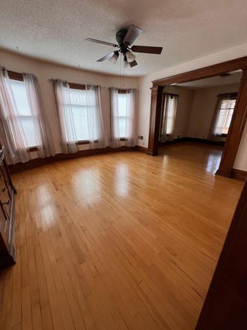 2804 N 4th Street, Minneapolis, MN 55411