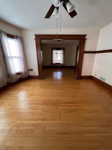 2804 N 4th Street, Minneapolis, MN 55411