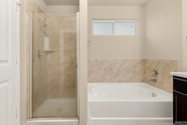 1827 Aspen Silver, San Antonio, TX 78245