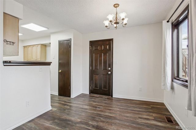 2330 Wedgewood Avenue, Longmont, CO 80503