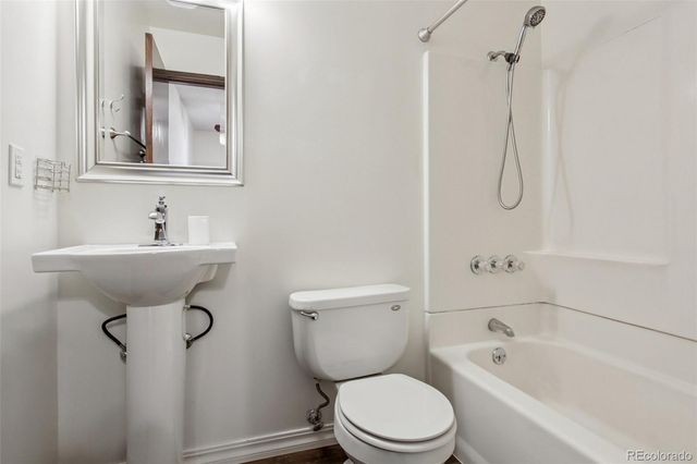 2330 Wedgewood Avenue, Longmont, CO 80503