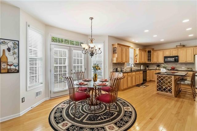 609 Red Oak Place, Atlanta, GA 30349