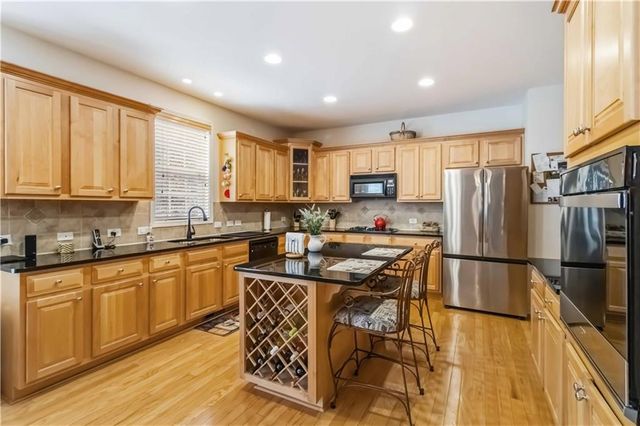 609 Red Oak Place, Atlanta, GA 30349