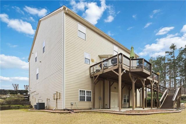 609 Red Oak Place, Atlanta, GA 30349