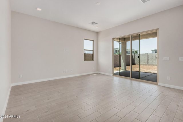 6952 E BRUSHY BILL Road, San Tan Valley, AZ 85143