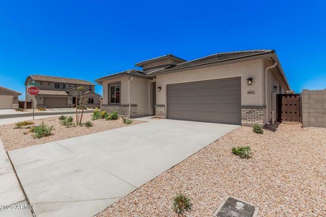 6952 E BRUSHY BILL Road, San Tan Valley, AZ 85143