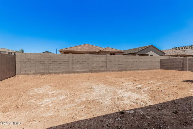 6952 E BRUSHY BILL Road, San Tan Valley, AZ 85143