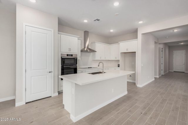 6952 E BRUSHY BILL Road, San Tan Valley, AZ 85143
