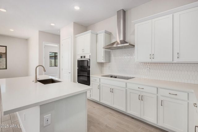 6952 E BRUSHY BILL Road, San Tan Valley, AZ 85143