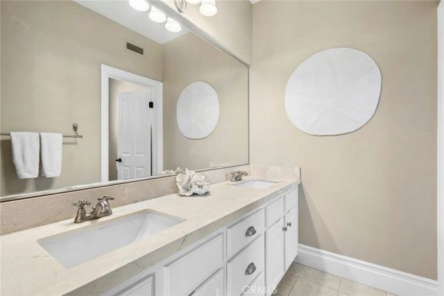 25 Lyon, Newport Coast, CA 92657