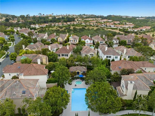 25 Lyon, Newport Coast, CA 92657