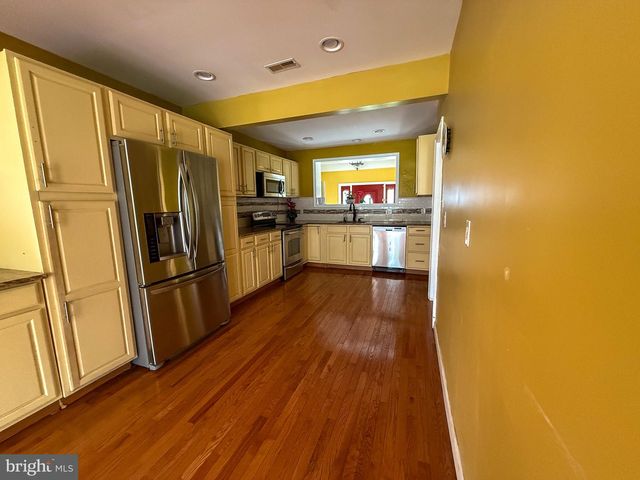 6422 HORSESHOE ROAD, Clinton, MD 20735