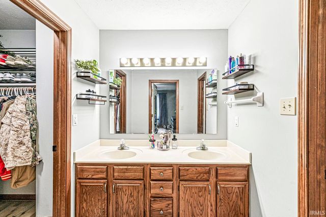 516 Palmyra Drive, Indianapolis, IN 46239