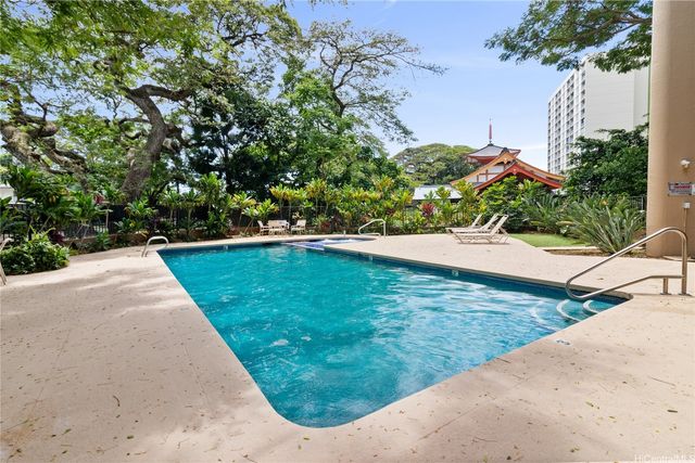 55 S Judd Street 501, Honolulu, HI 96817