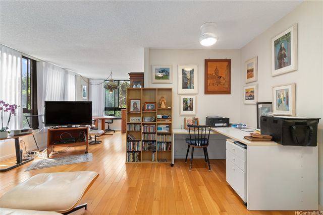 55 S Judd Street 501, Honolulu, HI 96817