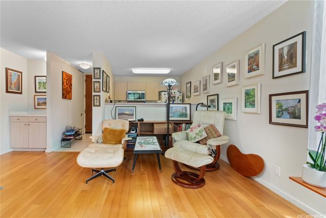 55 S Judd Street 501, Honolulu, HI 96817