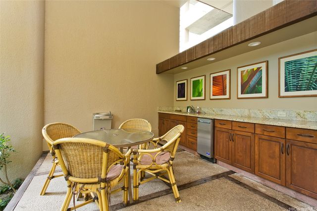 55 S Judd Street 501, Honolulu, HI 96817