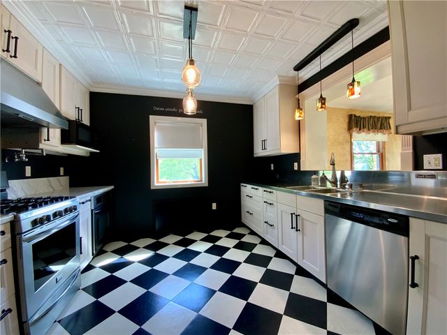 629 Ridge Rd., Harmony Twp, PA 15003