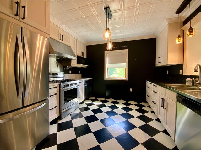 629 Ridge Rd., Harmony Twp, PA 15003