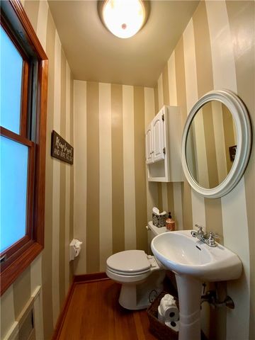 629 Ridge Rd., Harmony Twp, PA 15003