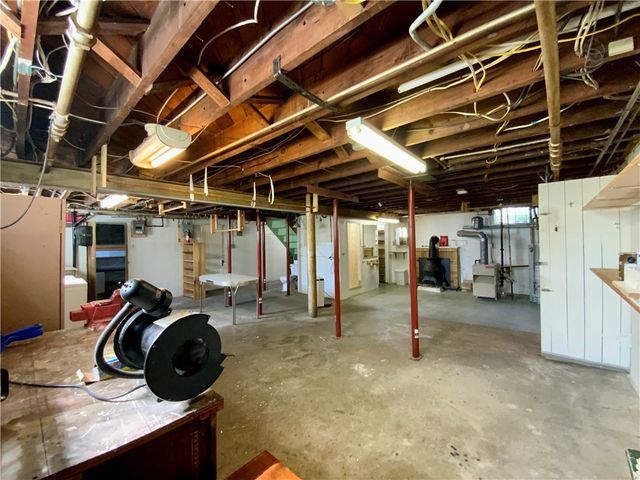 629 Ridge Rd., Harmony Twp, PA 15003