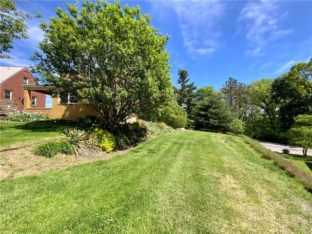 629 Ridge Rd., Harmony Twp, PA 15003